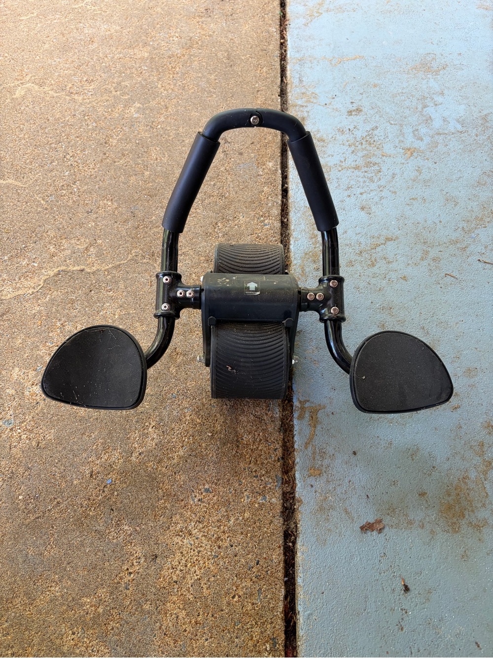Source Unknown Black Single-Wheel VR Mobility Attachment with Hand Rests